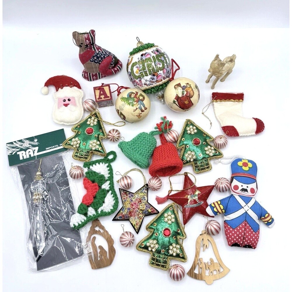 Vintage Christmas Ornaments Decor Lot of 30 Country Wood Knit Handmade Craft 80s